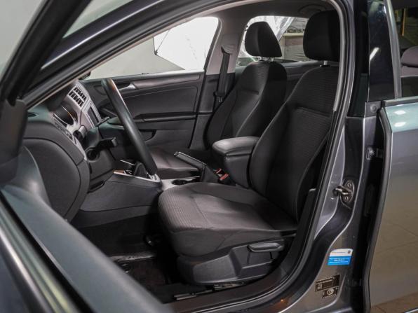 Volkswagen Jetta VI Рестайлинг с пробегом 2015 года, цена 1 199 000 рублей, 89216 км, седан, Автокод Объявления