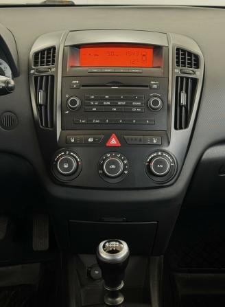Kia Ceed I с пробегом 2008 года, цена 660 000 рублей, 233768 км, универсал, Автокод Объявления
