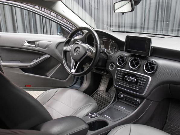 Mercedes-Benz A-Класс III (W176) с пробегом 2013 года, цена 898 000 рублей, 286494 км, хэтчбек, Автокод Объявления