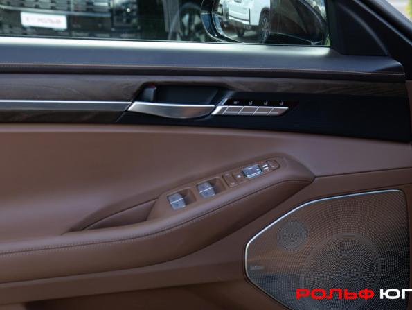 Genesis G90 I Рестайлинг с пробегом 2020 года, цена 3 978 000 рублей, 47500 км, седан, Автокод Объявления