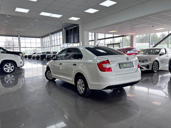 Skoda Rapid I с пробегом 2016 года, цена 725 000 рублей, 258868 км, лифтбек, Автокод Объявления