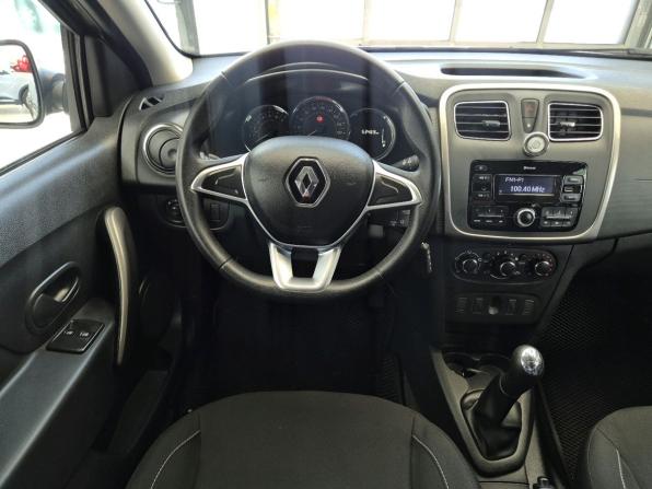 Renault Logan II Рестайлинг с пробегом 2020 года, цена 1 279 000 рублей, 53469 км, седан, Автокод Объявления