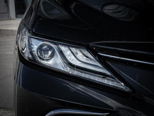 Toyota Camry VIII (XV70) Рестайлинг с пробегом 2023 года, цена 4 200 000 рублей, 29404 км, седан, Автокод Объявления