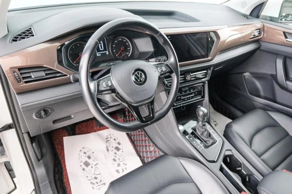 Volkswagen Tharu I Красноярск  - изображение 9