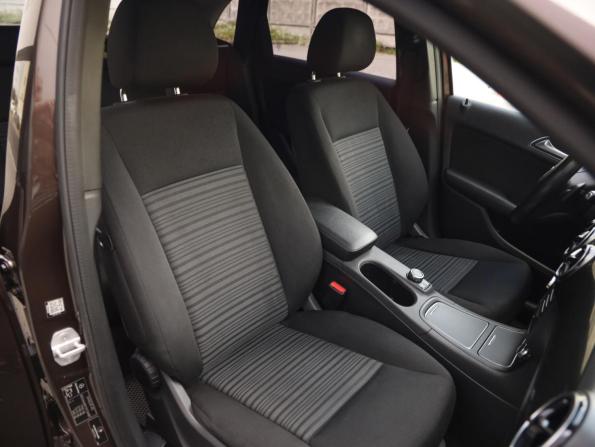 Mercedes-Benz B-Класс II (W246) Рестайлинг с пробегом 2015 года, цена 1 349 000 рублей, 143387 км, хэтчбек, Автокод Объявления