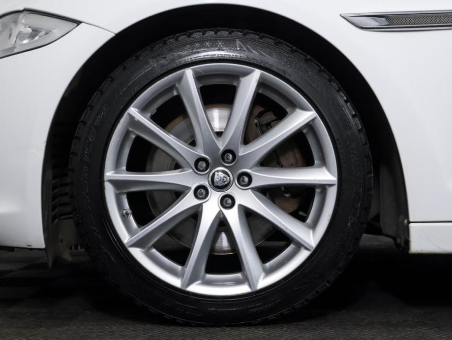 Jaguar XJ IV (X351) Москва  - изображение 22