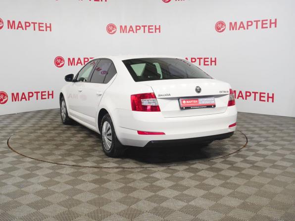 Skoda Octavia III (A7) с пробегом 2013 года, цена 910 000 рублей, 152275 км, лифтбек, Автокод Объявления
