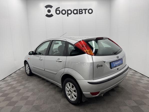 Ford Focus I Рестайлинг с пробегом 2004 года, цена 370 000 рублей, 238262 км, хэтчбек, Автокод Объявления