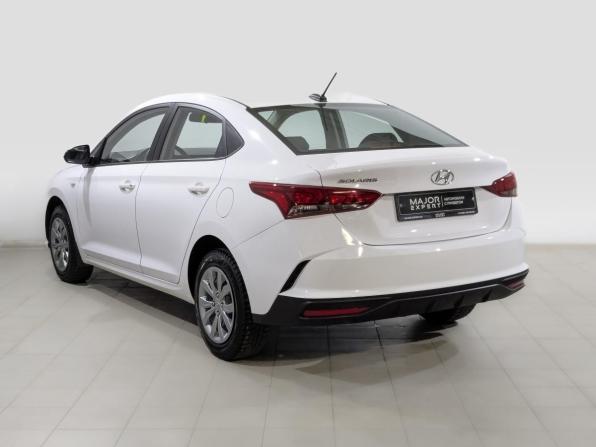 Hyundai Solaris II Рестайлинг с пробегом 2022 года, цена 1 565 000 рублей, 57369 км, седан, Автокод Объявления