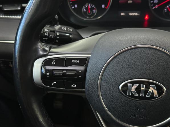 Kia K5 III с пробегом 2020 года, цена 2 340 000 рублей, 132256 км, седан, Автокод Объявления