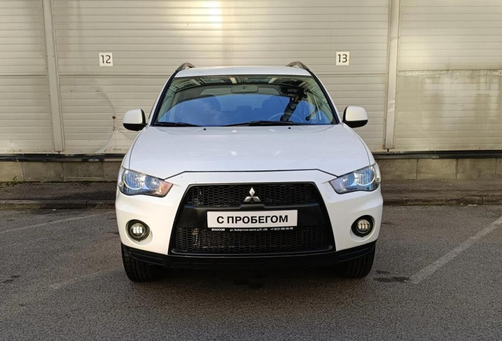 Mitsubishi Outlander II Рестайлинг Санкт-Петербург  - изображение 2