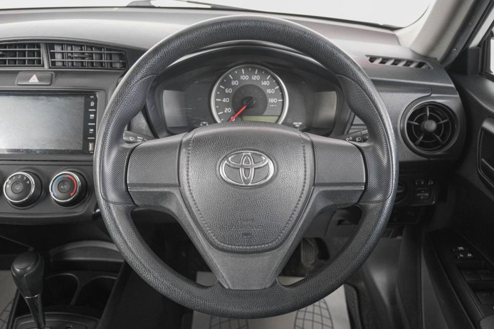 Toyota Corolla XI (E160 E170) Рестайлинг 2 Кемерово  - изображение 16