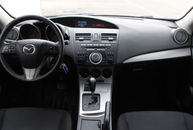Mazda 3 II (BL) с пробегом 2011 года, цена 730 000 рублей, 258576 км, седан, Автокод Объявления