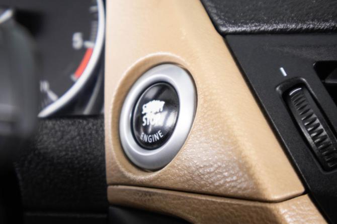 BMW X1 I (E84) с пробегом 2011 года, цена 1 399 000 рублей, 296000 км, внедорожник, Автокод Объявления