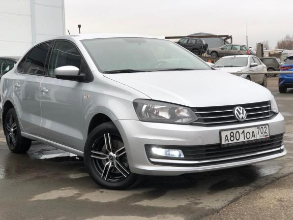 Volkswagen Polo V Рестайлинг с пробегом 2019 года, цена 1 260 000 рублей, 107365 км, седан, Автокод Объявления