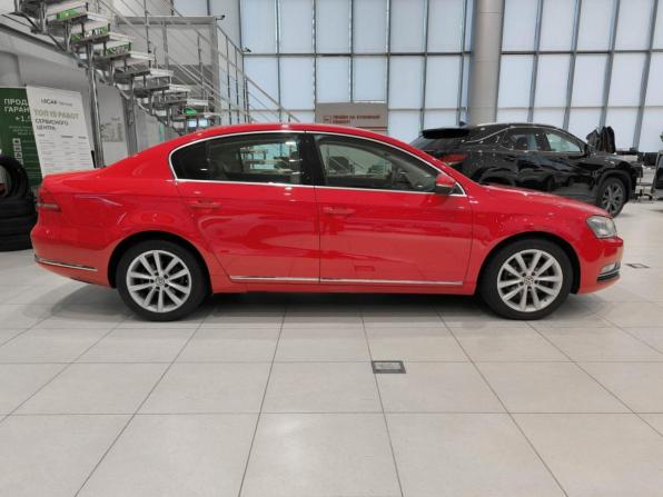 Volkswagen Passat B7 с пробегом 2013 года, цена 1 250 000 рублей, 199554 км, седан, Автокод Объявления