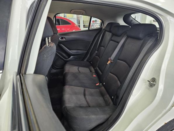 Mazda 3 II (BL) Рестайлинг с пробегом 2013 года, цена 1 025 000 рублей, 100000 км, хэтчбек, Автокод Объявления