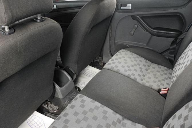 Ford Focus II с пробегом 2005 года, цена 399 000 рублей, 308000 км, седан, Автокод Объявления