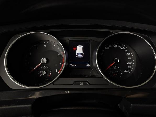 Volkswagen Tiguan II Рестайлинг с пробегом 2021 года, цена 3 680 000 рублей, 15900 км, внедорожник, Автокод Объявления