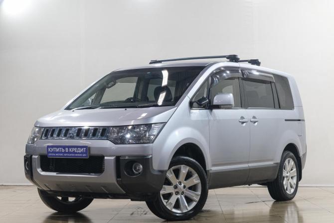 Mitsubishi Delica D:5 I с пробегом 2013 года, цена 2 249 000 рублей, 173000 км, минивэн, Автокод Объявления