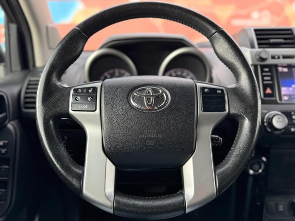 Toyota Land Cruiser Prado 150 Series Рестайлинг 1 с пробегом 2015 года, цена 3 500 000 рублей, 174000 км, внедорожник, Автокод Объявления
