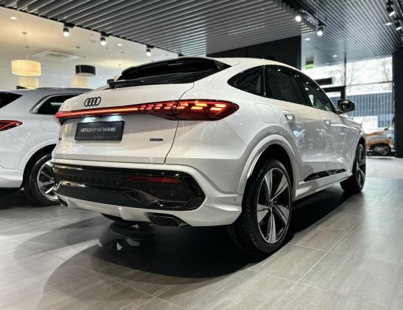 Audi Q5 Sportback II (GU) с пробегом 2025 года, цена 8 680 000 рублей, 22 км, внедорожник, Автокод Объявления