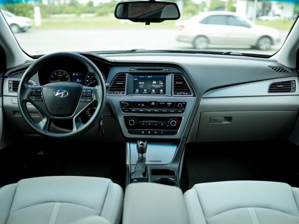 Hyundai Sonata VII (LF) с пробегом 2015 года, цена 1 249 000 рублей, 158100 км, седан, Автокод Объявления