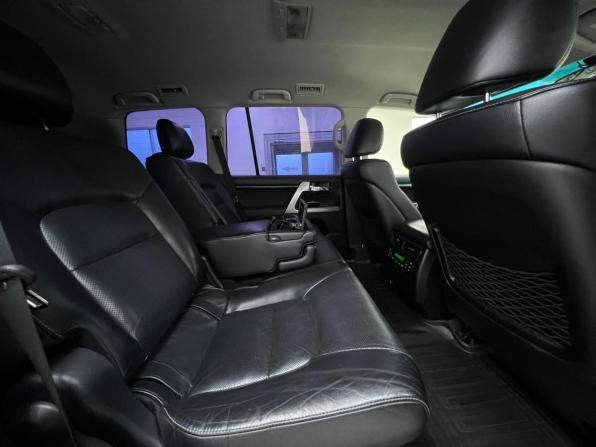 Toyota Land Cruiser 200 Series Рестайлинг 1 с пробегом 2012 года, цена 3 350 000 рублей, 299710 км, внедорожник, Автокод Объявления