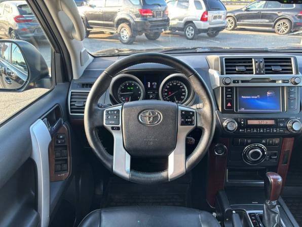 Toyota Land Cruiser Prado 150 Series Рестайлинг 1 с пробегом 2015 года, цена 3 900 000 рублей, 177285 км, внедорожник, Автокод Объявления