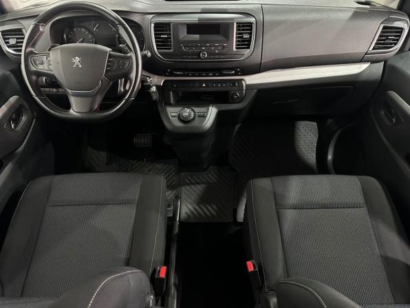 Peugeot Traveller I с пробегом 2018 года, цена 2 410 000 рублей, 136292 км, минивэн, Автокод Объявления