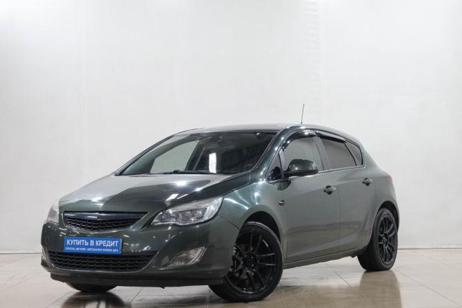 Opel Astra J Рестайлинг с пробегом 2011 года, цена 849 000 рублей, 200000 км, хэтчбек, Автокод Объявления