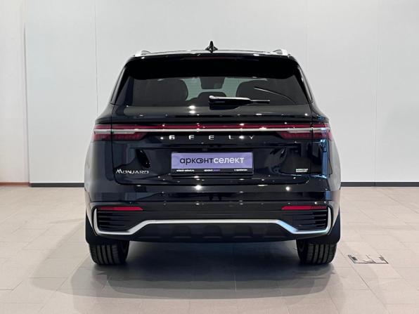 Geely Monjaro I с пробегом 2026 года, цена 4 450 000 рублей, 12 км, внедорожник, Автокод Объявления