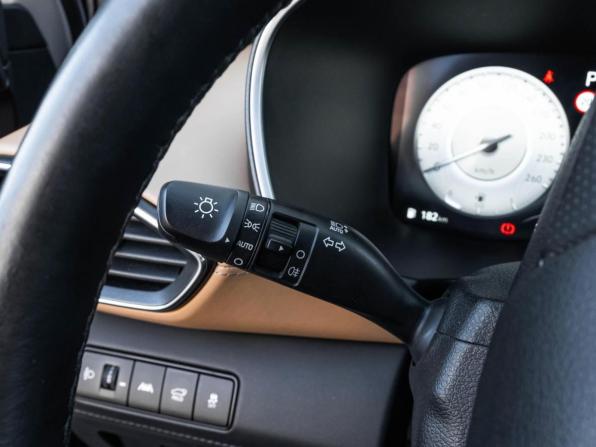Hyundai Santa Fe IV Рестайлинг с пробегом 2021 года, цена 3 696 000 рублей, 89651 км, внедорожник, Автокод Объявления
