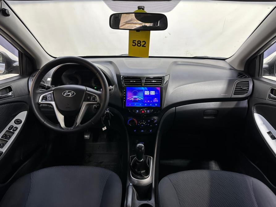 Hyundai Solaris I Санкт-Петербург  - изображение 8