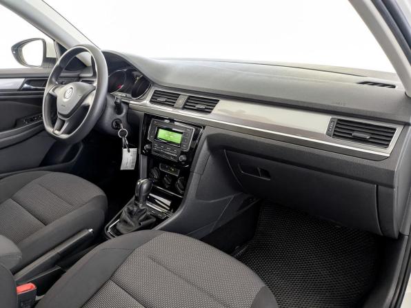 Volkswagen Bora IV с пробегом 2022 года, цена 1 850 000 рублей, 27373 км, седан, Автокод Объявления