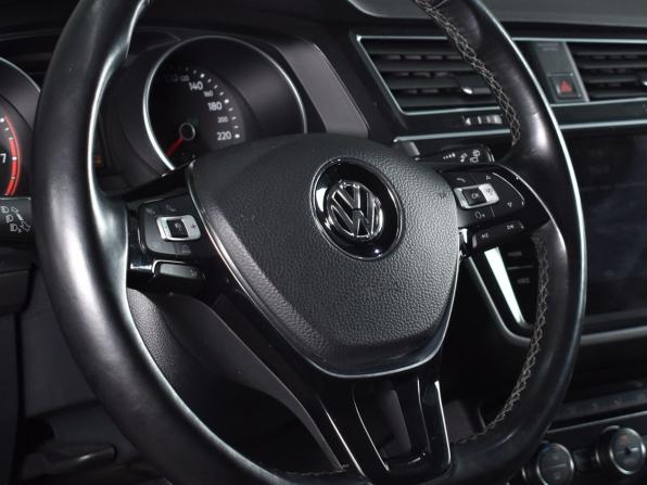Volkswagen Tiguan II с пробегом 2018 года, цена 2 349 999 рублей, 153387 км, внедорожник, Автокод Объявления