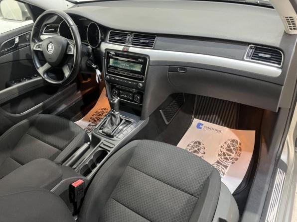 Skoda Superb II Рестайлинг с пробегом 2014 года, цена 1 275 000 рублей, 168101 км, лифтбек, Автокод Объявления