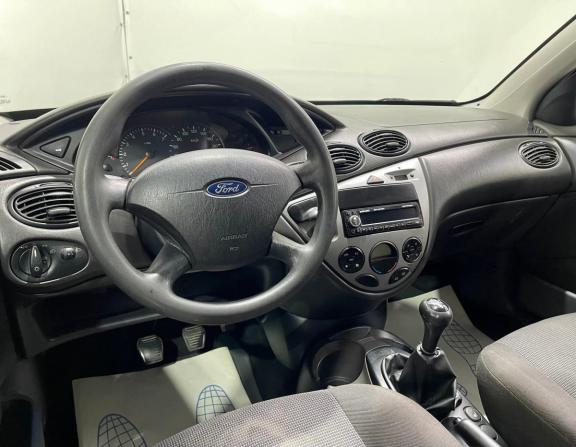 Ford Focus I Рестайлинг с пробегом 2005 года, цена 240 000 рублей, 290000 км, седан, Автокод Объявления