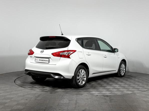 Nissan Tiida II с пробегом 2015 года, цена 1 100 000 рублей, 160151 км, хэтчбек, Автокод Объявления