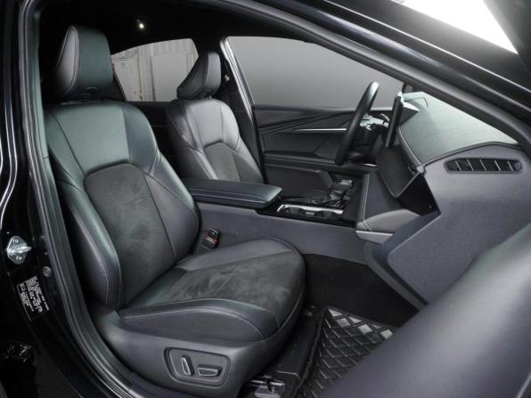 Toyota Camry IX (XV80) China Market с пробегом 2024 года, цена 3 479 000 рублей, 51593 км, седан, Автокод Объявления