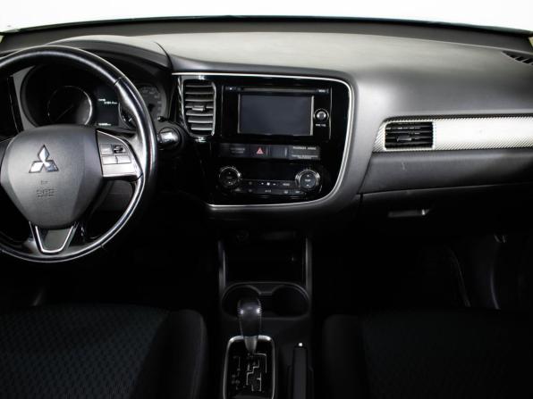 Mitsubishi Outlander III Рестайлинг 2 с пробегом 2015 года, цена 1 697 000 рублей, 154000 км, внедорожник, Автокод Объявления