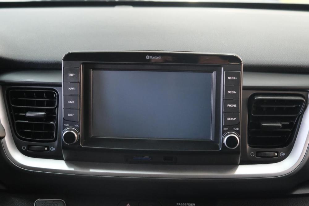 Kia Stonic I Омск  - изображение 18