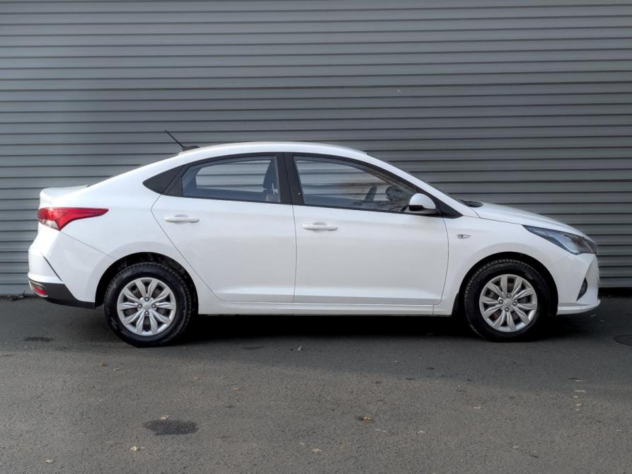 Hyundai Solaris II Рестайлинг Химки  - изображение 4
