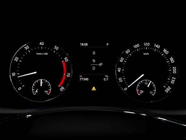 Skoda Octavia IV (A8) с пробегом 2021 года, цена 2 335 000 рублей, 74575 км, лифтбек, Автокод Объявления