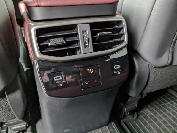 Lexus RX V с пробегом 2023 года, цена 8 025 000 рублей, 37434 км, внедорожник, Автокод Объявления
