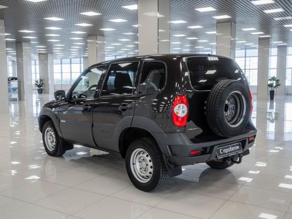 Chevrolet Niva I Рестайлинг с пробегом 2016 года, цена 599 000 рублей, 111440 км, внедорожник, Автокод Объявления
