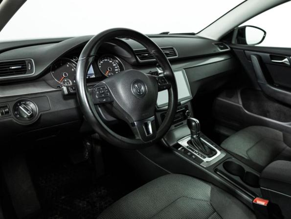 Volkswagen Passat B7 с пробегом 2011 года, цена 1 119 700 рублей, 146978 км, седан, Автокод Объявления