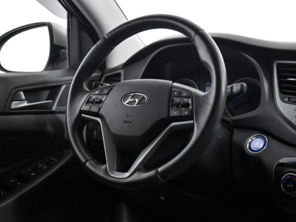 Hyundai Tucson III с пробегом 2017 года, цена 2 100 000 рублей, 147000 км, внедорожник, Автокод Объявления