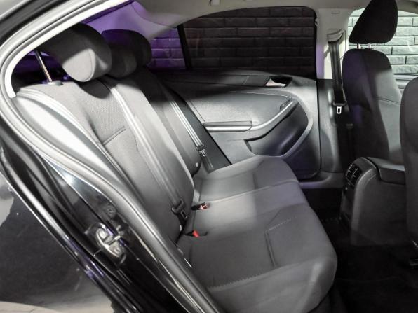 Volkswagen Jetta VI с пробегом 2013 года, цена 900 000 рублей, 251159 км, седан, Автокод Объявления