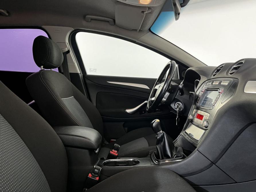 Ford Mondeo IV Великий Новгород  - изображение 12